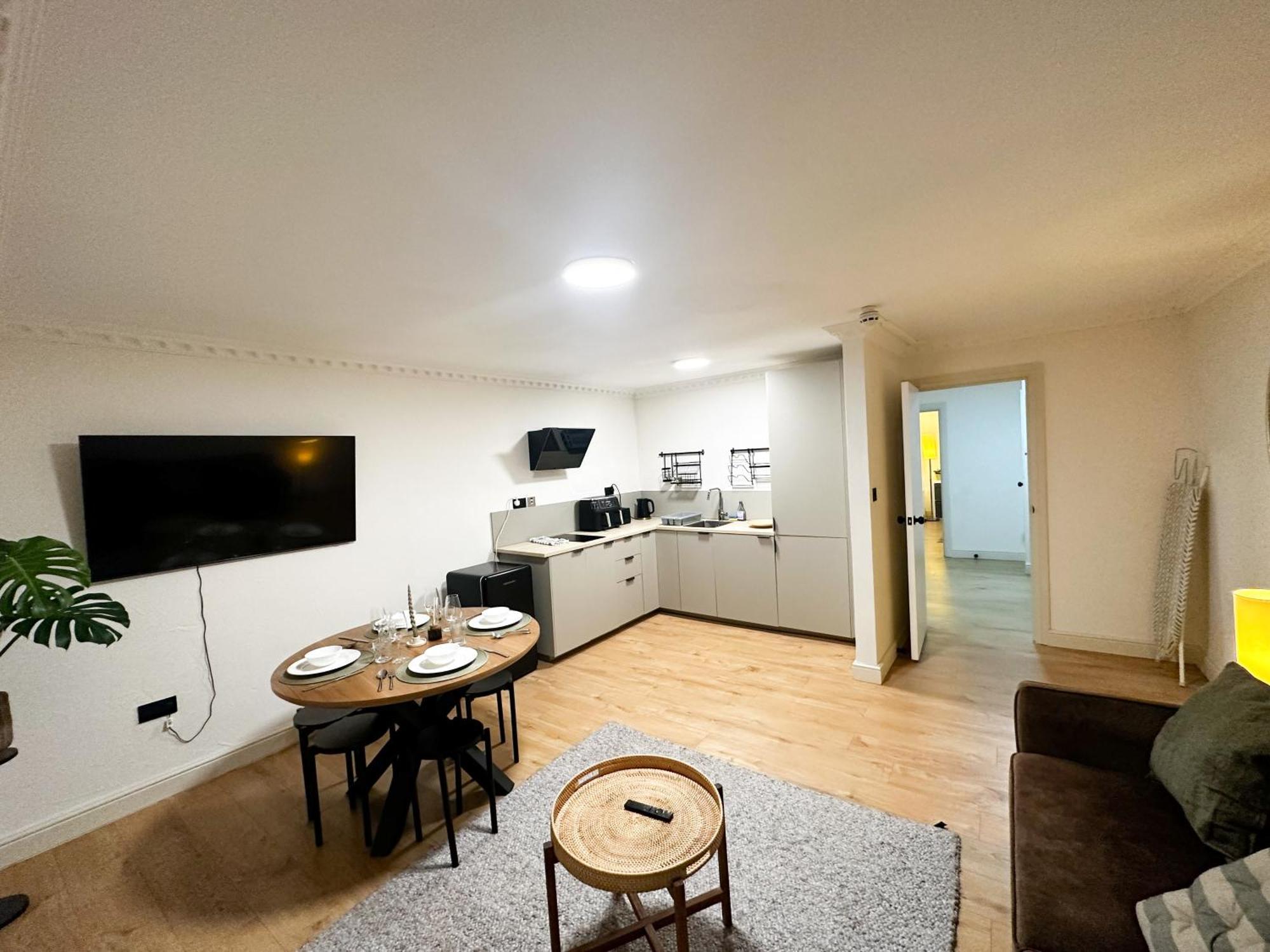 Apartment Flat 6 In Aldgate *