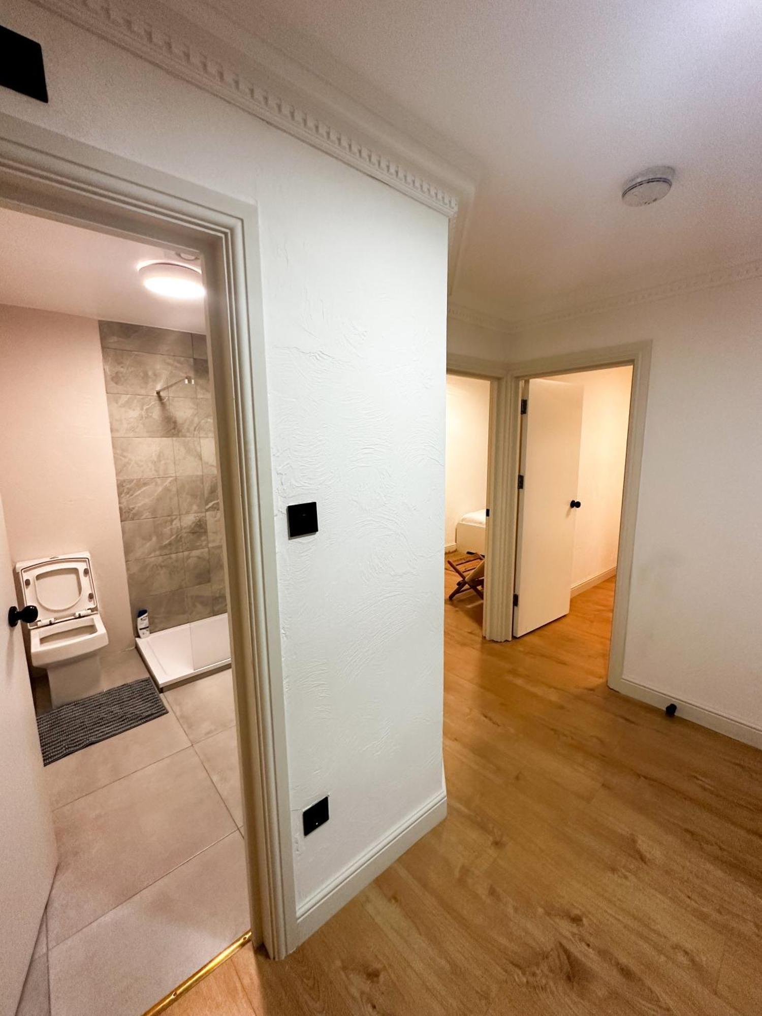 Apartment Flat 6 In Aldgate London